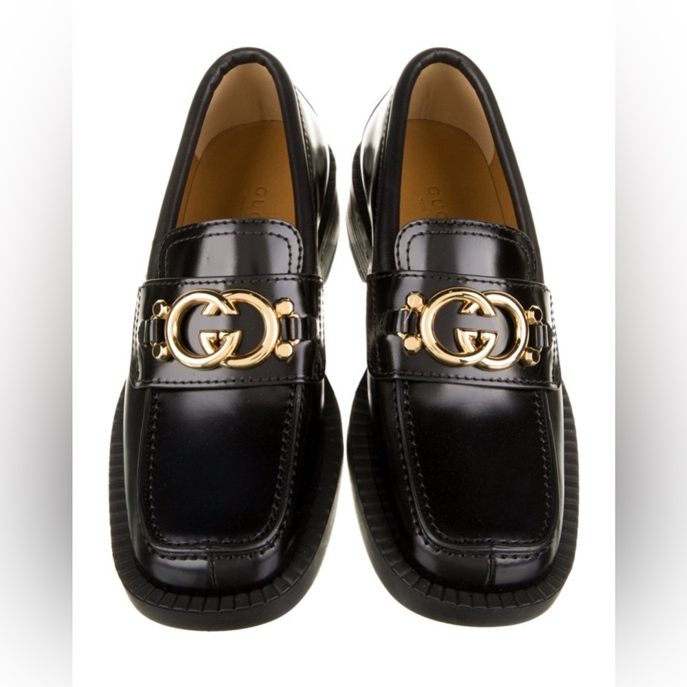 Gucci Black Leather Loafers with Gold Accent